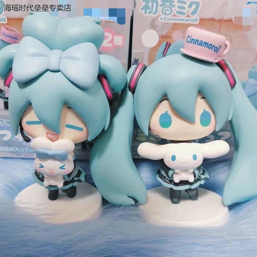 Miku Figure