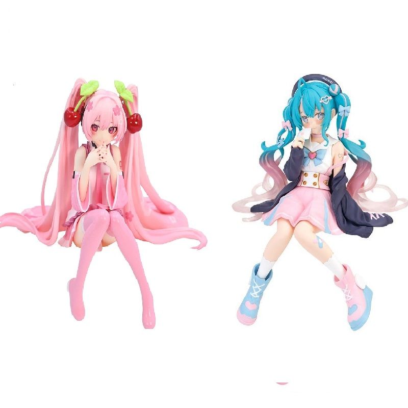 Sakura Hatsune Miku figure