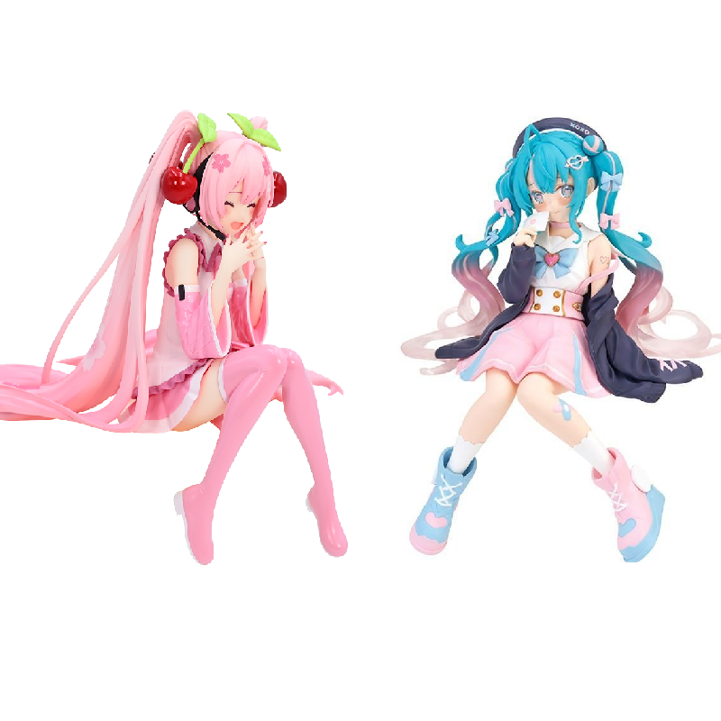 Sakura Hatsune Miku figure